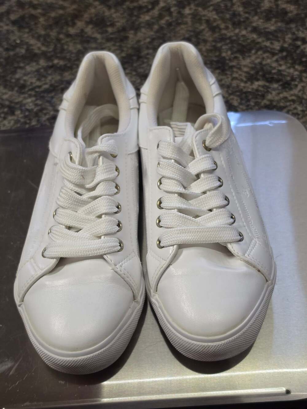 Juicy Couture Cheer White Sneakers